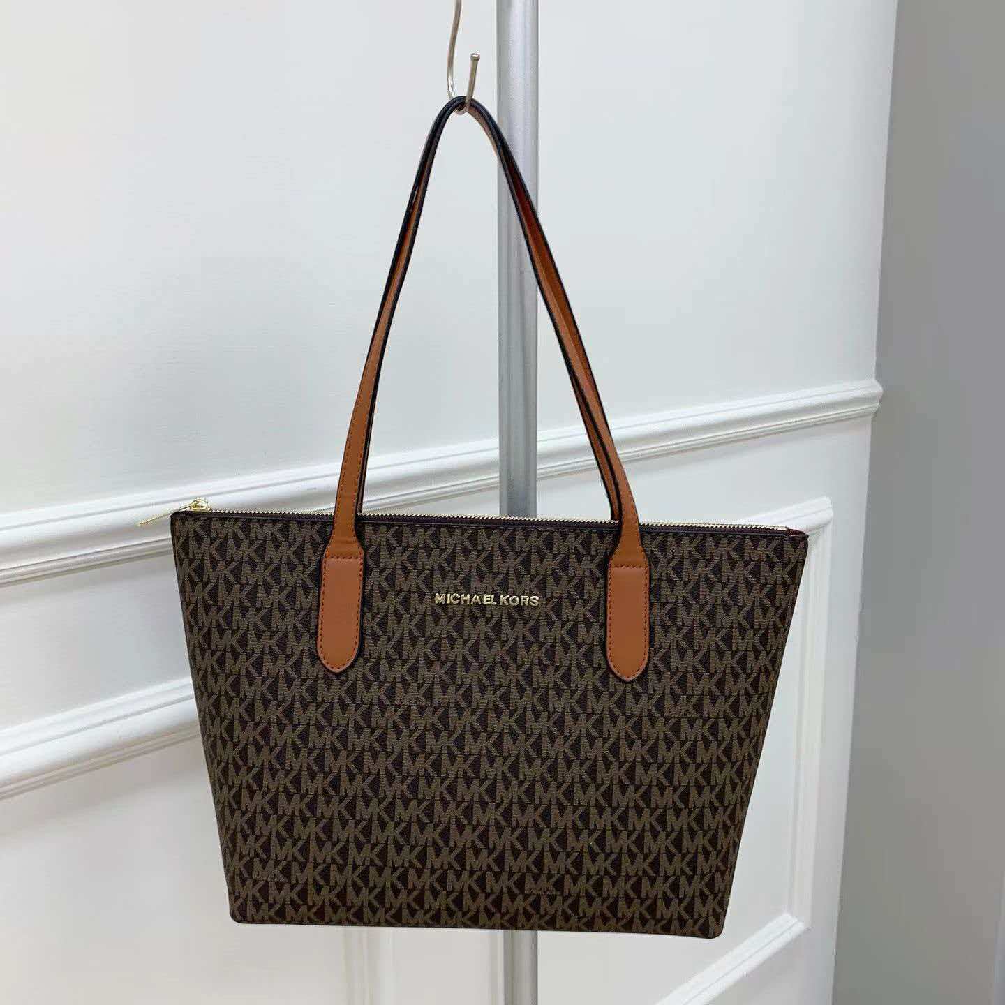 Women'S Tote Bags Michael Kors - Michael Kors Vincent Printed Women's Elegant