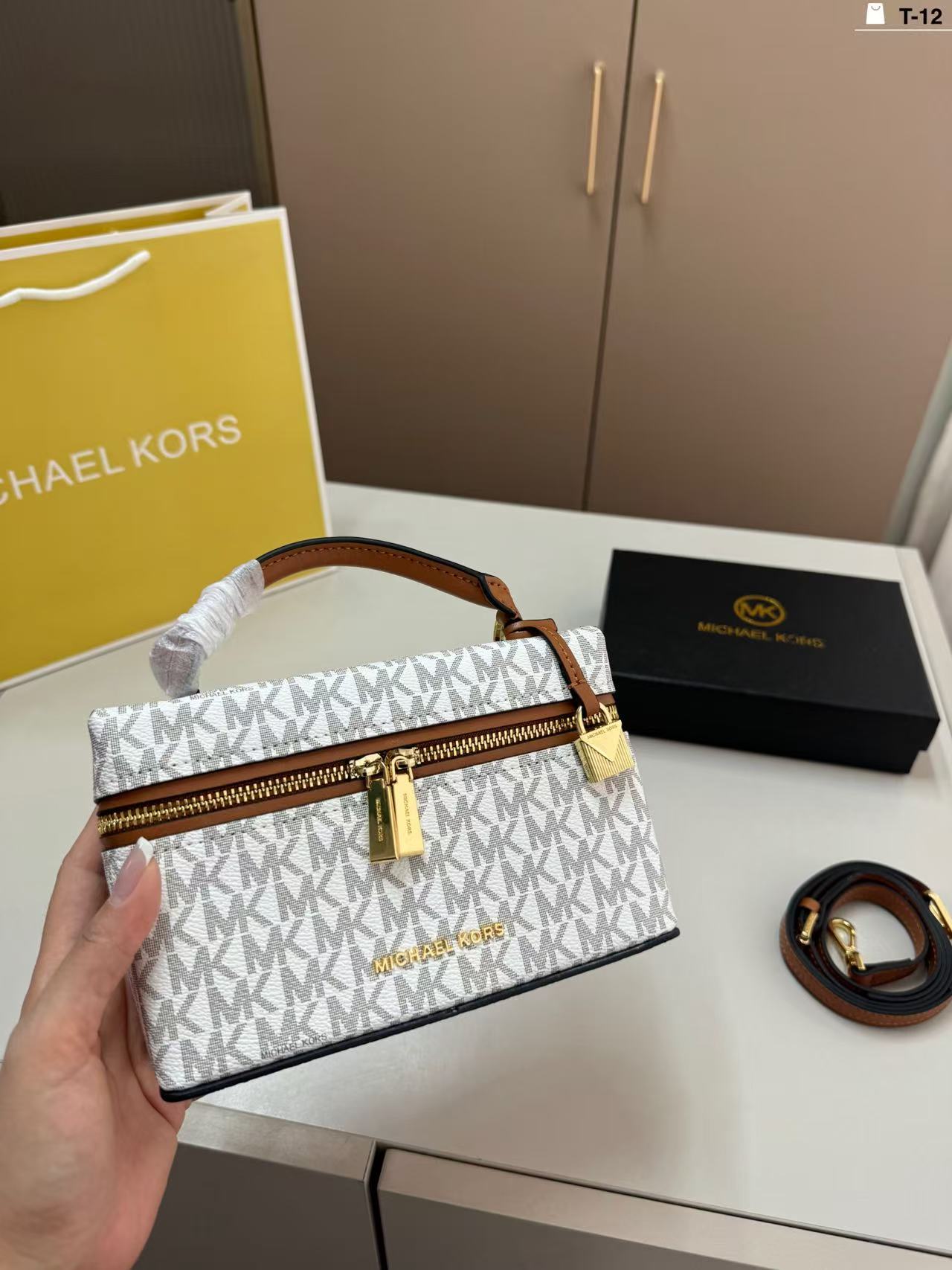 Michael Kors High-Quality Tote - огляд і ціна Women'S Tote Bags Michael Kors