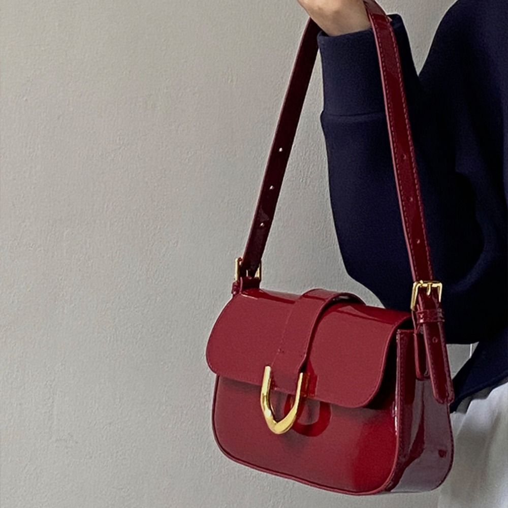 Classic PU Leather Horseshoe B - огляд і ціна Women Bags Zara