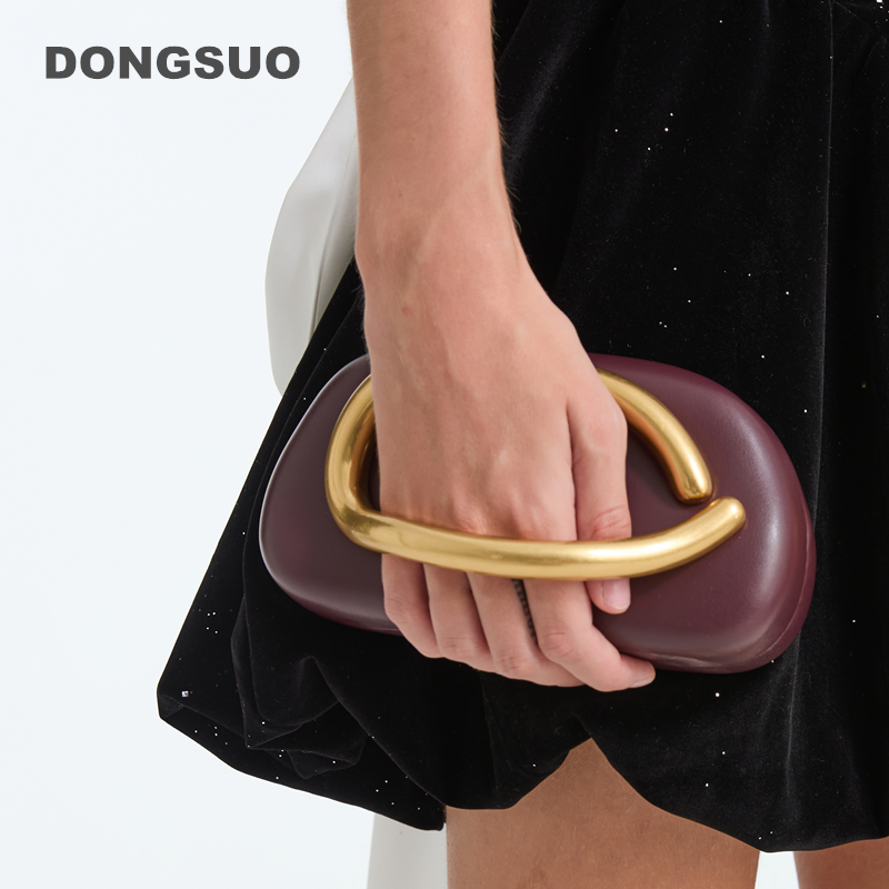 Gold Closure Box Clutch Bag wo - огляд і ціна Women Bags Zara