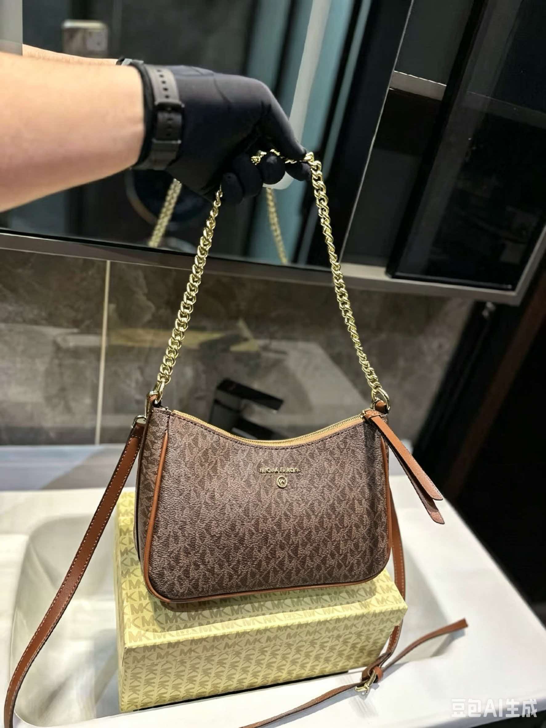 MICHAEL KORS MK Jet Set Travel - огляд і ціна Women'S Tote Bags Michael Kors