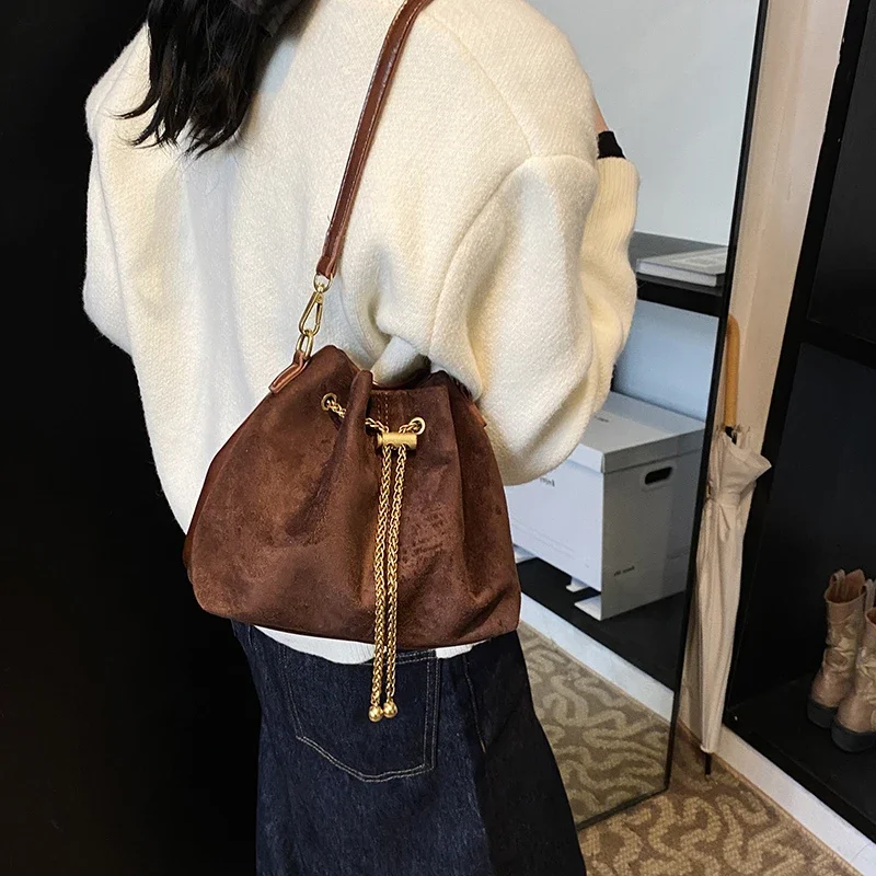 Soft Solid Faux Suede Simple C - огляд і ціна Women Bags Zara