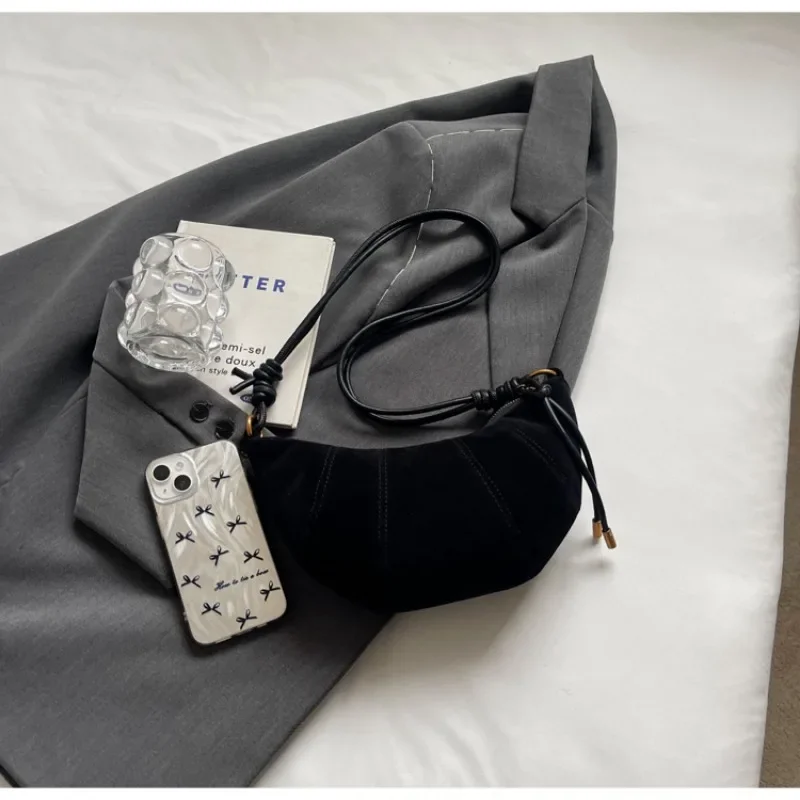 Velvet Material Zipper 2024 Hi - огляд і ціна Women Bags Zara