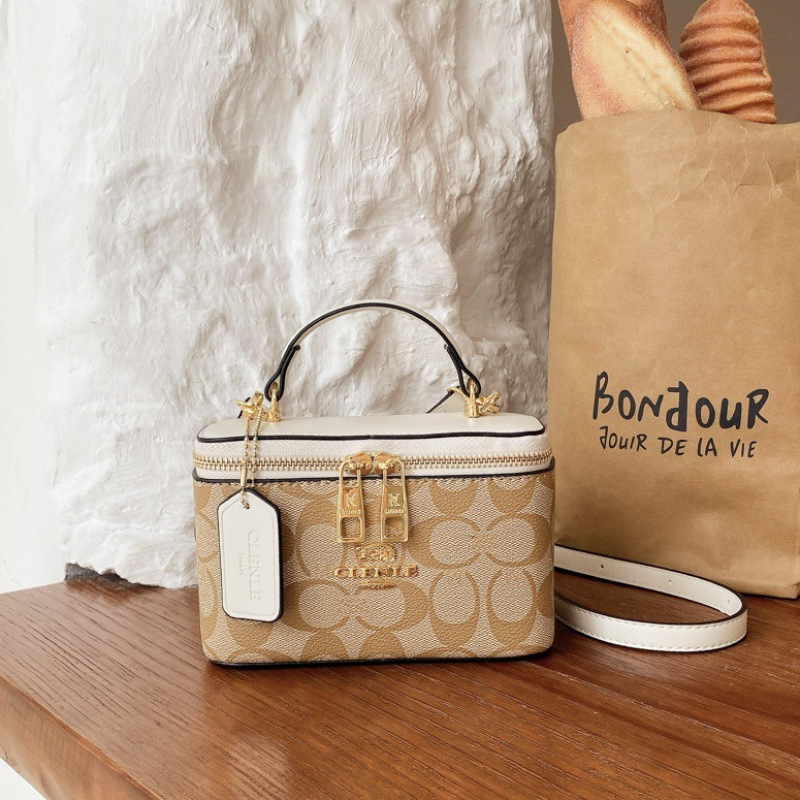 Women Vintage Handbag 2026 New - огляд і ціна Women Vanity Bags